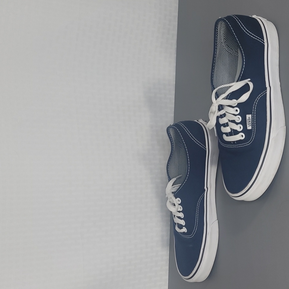 Vans sneakers size 10 excellent condition - Picture 8 of 10